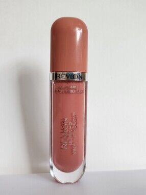 #950 Act Natural, Revlon Ultra HD Vinyl Lip Polish, Liquid Lipstick with Aloe